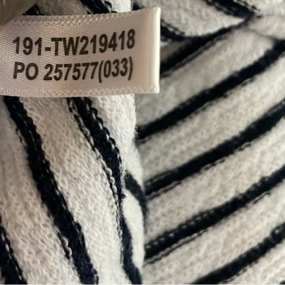 Tommy Bahama White & Navy Blue Striped Pullover Women's Sweater Hoodie Size XXS - Picture 14 of 16